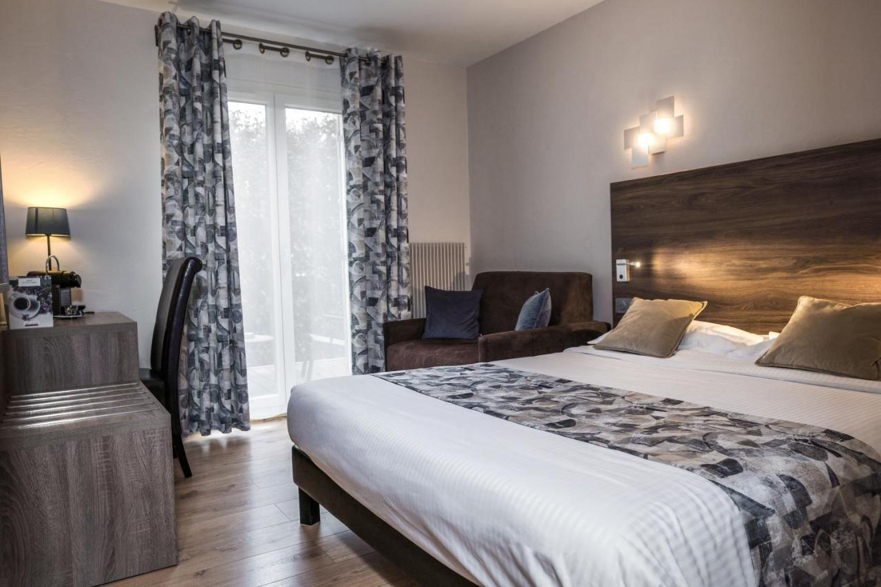 Logis Hotel Le Petit Casset La Boisse ภายนอก รูปภาพ