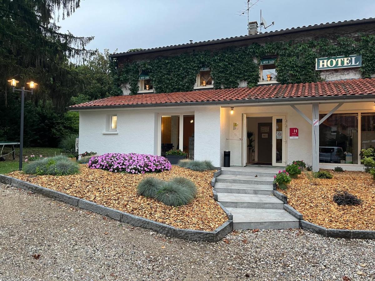 Logis Hotel Le Petit Casset La Boisse ภายนอก รูปภาพ
