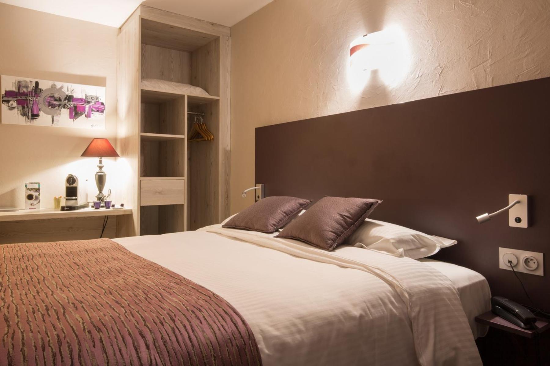 Logis Hotel Le Petit Casset La Boisse ห้อง รูปภาพ