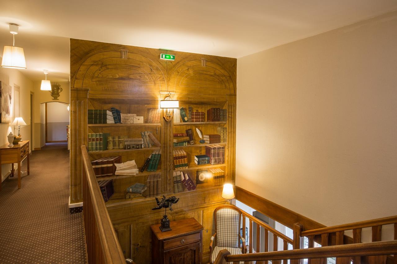 Logis Hotel Le Petit Casset La Boisse ภายนอก รูปภาพ